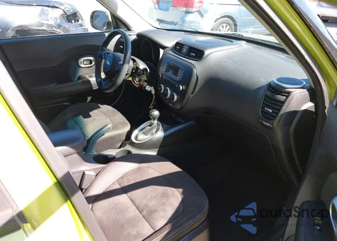 2016 Kia Soul z USA, uszkodzony, nr VIN KNDJN2A28G7863342
